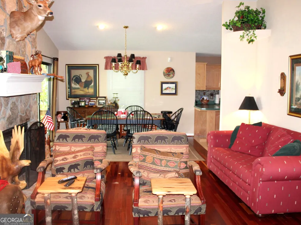 772 Big Oak LN Hiawassee, GA 30546