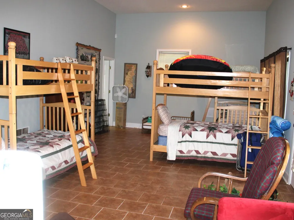 772 Big Oak LN Hiawassee, GA 30546