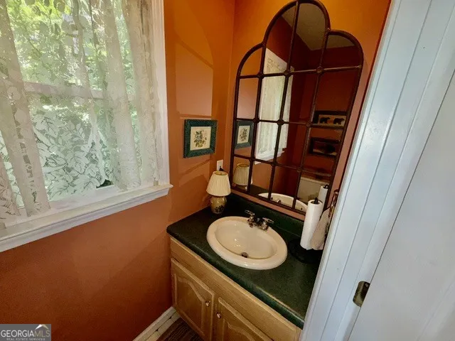 772 Big Oak LN Hiawassee, GA 30546