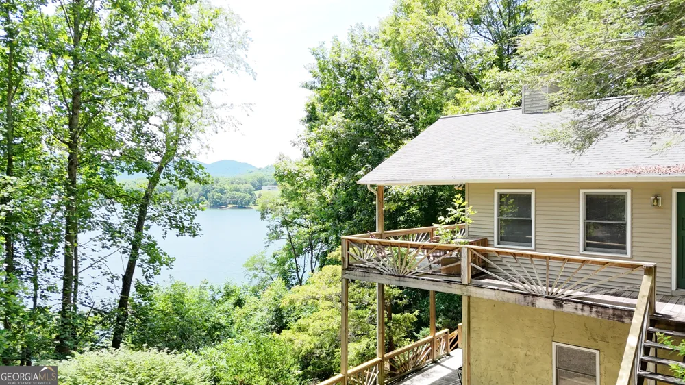 772 Big Oak LN Hiawassee, GA 30546