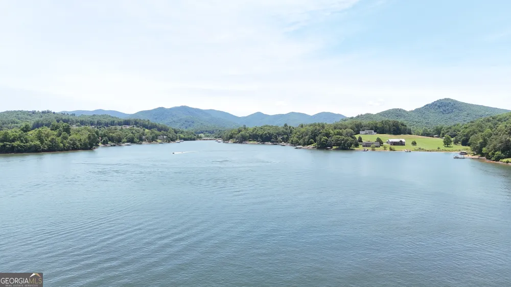 772 Big Oak LN Hiawassee, GA 30546