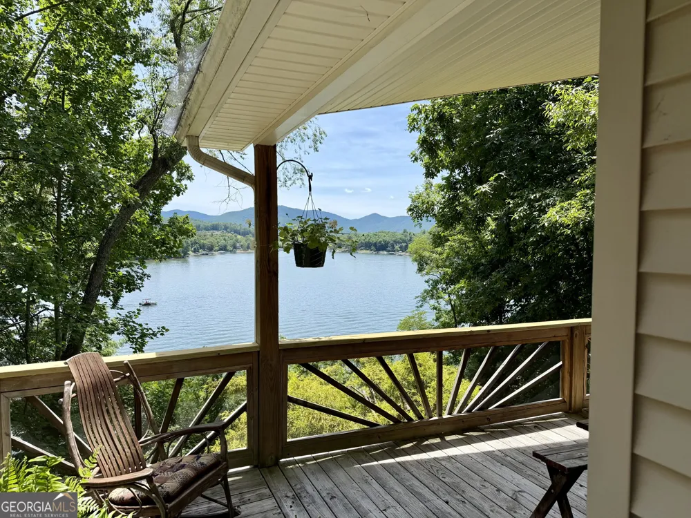 772 Big Oak LN Hiawassee, GA 30546