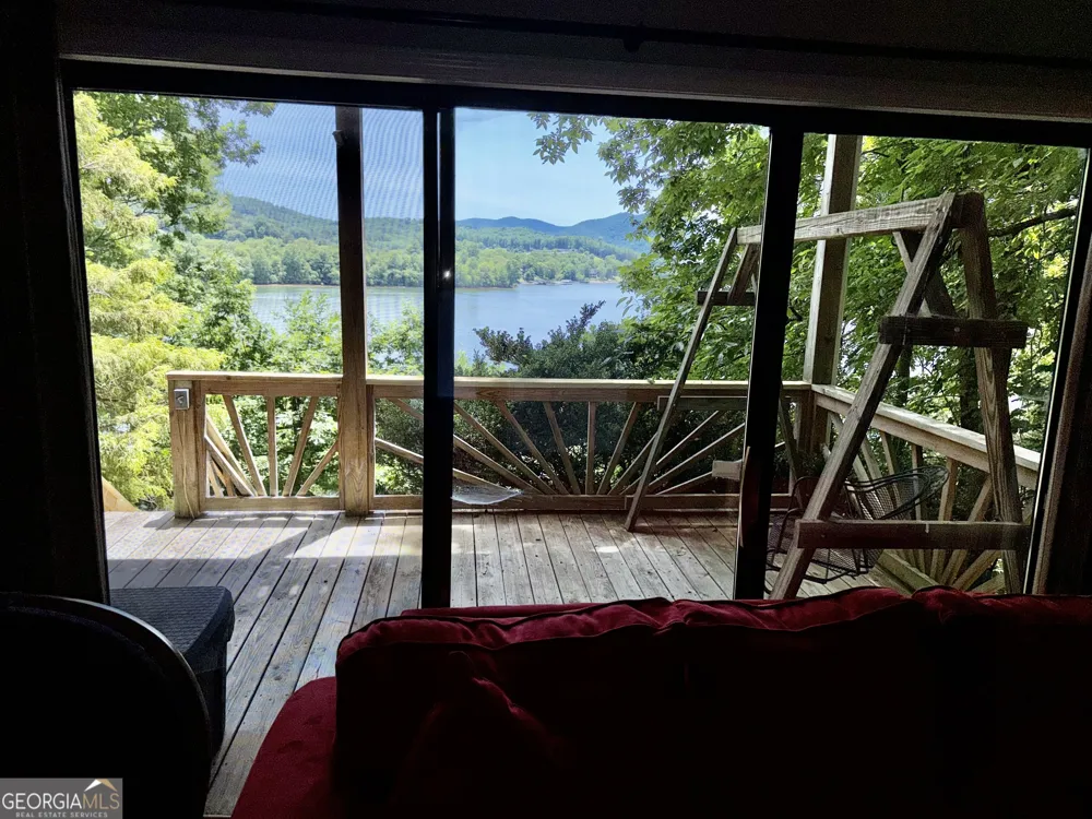772 Big Oak LN Hiawassee, GA 30546