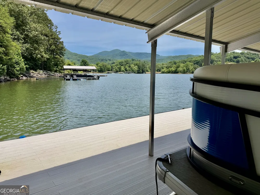 772 Big Oak LN Hiawassee, GA 30546
