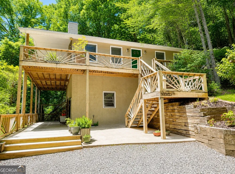 772 Big Oak LN Hiawassee, GA 30546