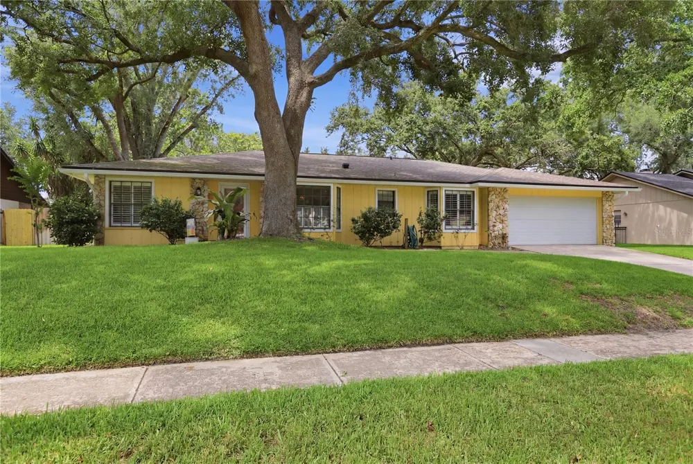 1701 WIND WILLOW ROAD Belle Isle, FL 32809