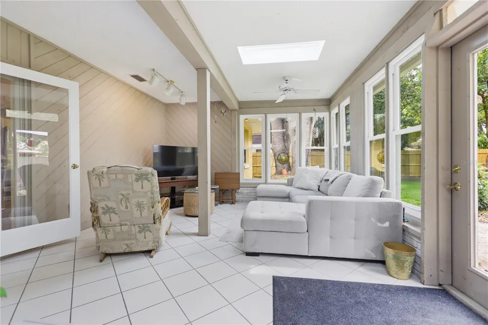 1701 WIND WILLOW ROAD Belle Isle, FL 32809