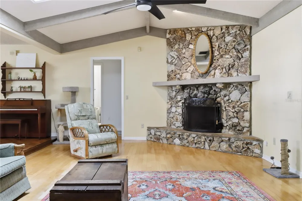1701 WIND WILLOW ROAD Belle Isle, FL 32809