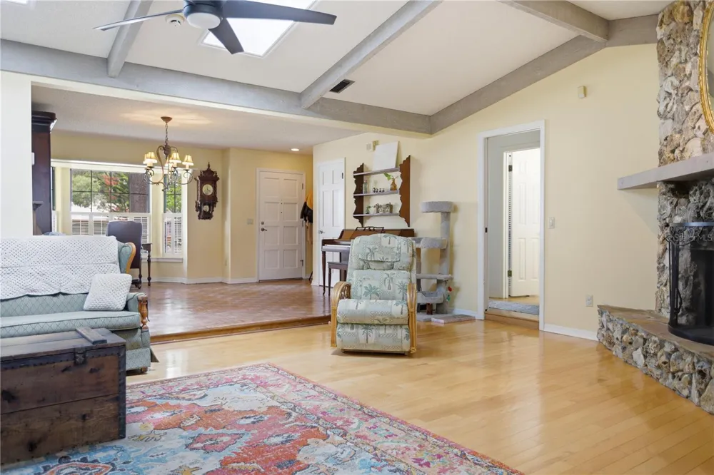 1701 WIND WILLOW ROAD Belle Isle, FL 32809