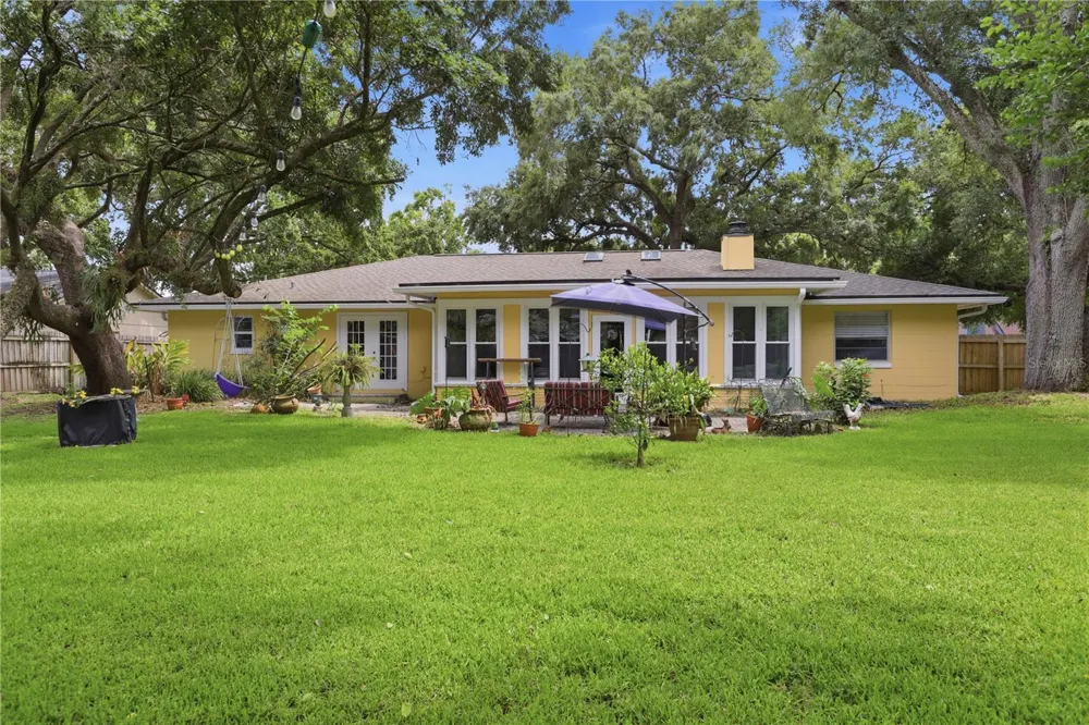 1701 WIND WILLOW ROAD Belle Isle, FL 32809