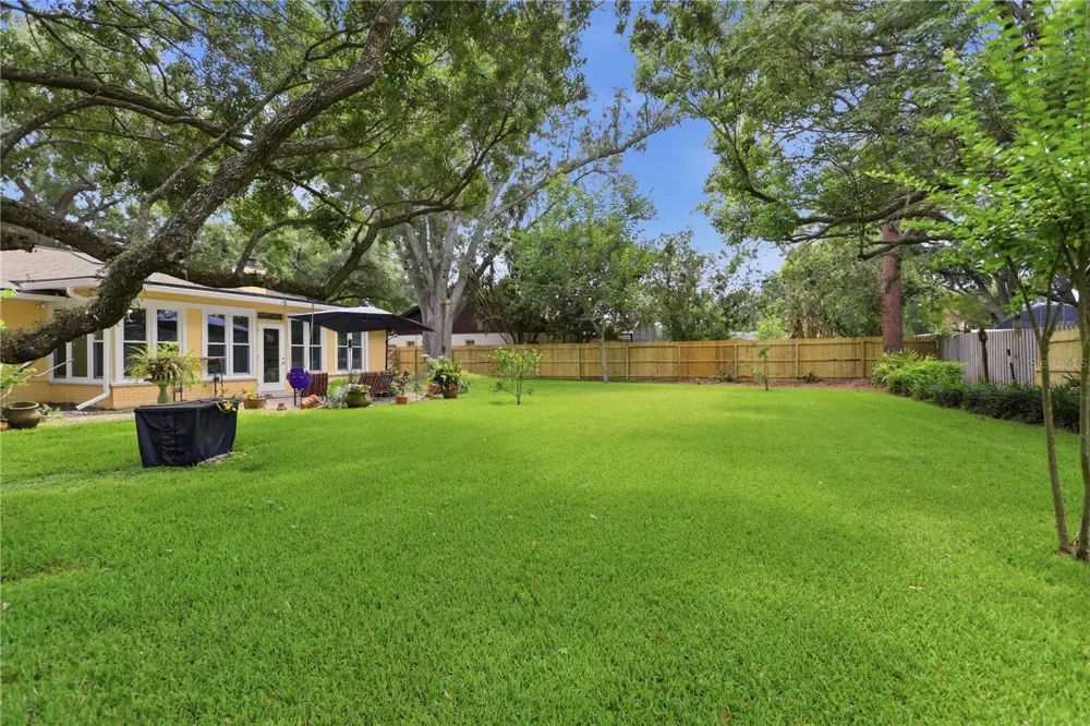 1701 WIND WILLOW ROAD Belle Isle, FL 32809