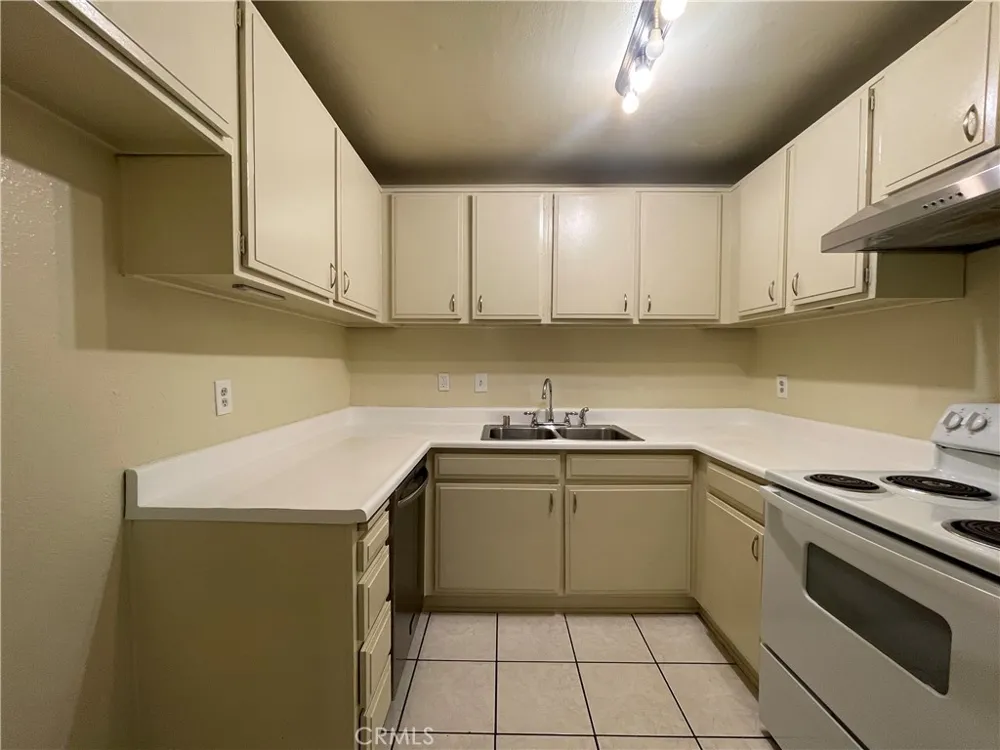 22812 Hilton Head Drive #56 Diamond Bar, CA 91765