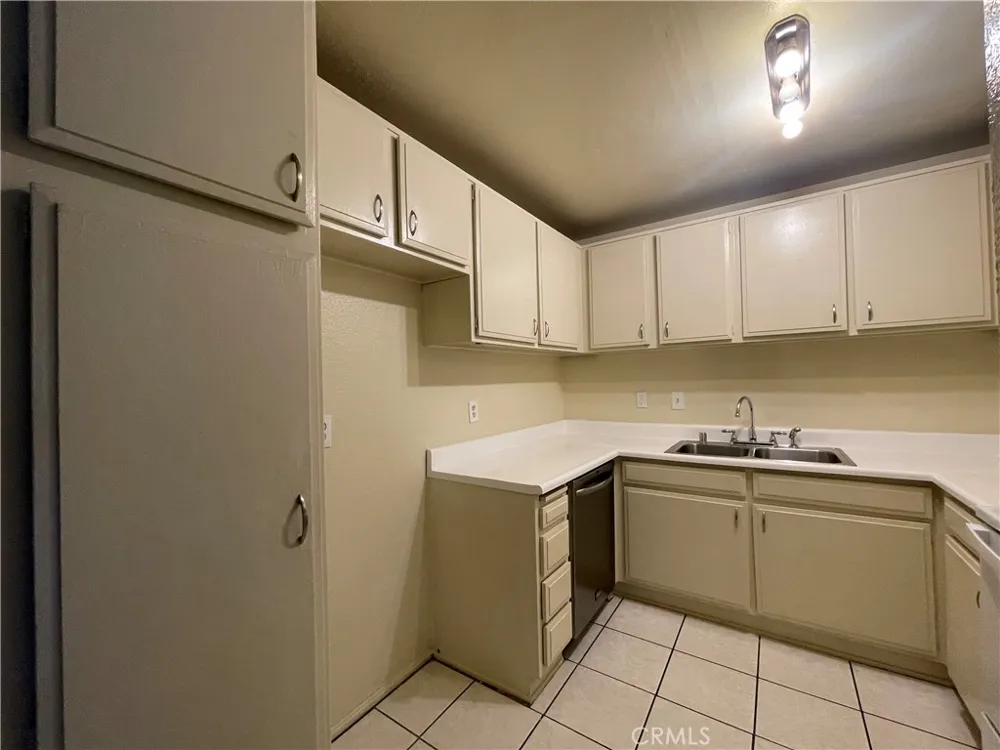 22812 Hilton Head Drive #56 Diamond Bar, CA 91765