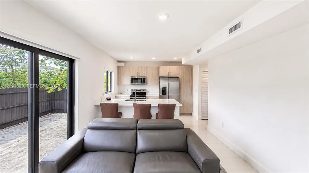 229 NW 12th Ct Florida City, FL 33034