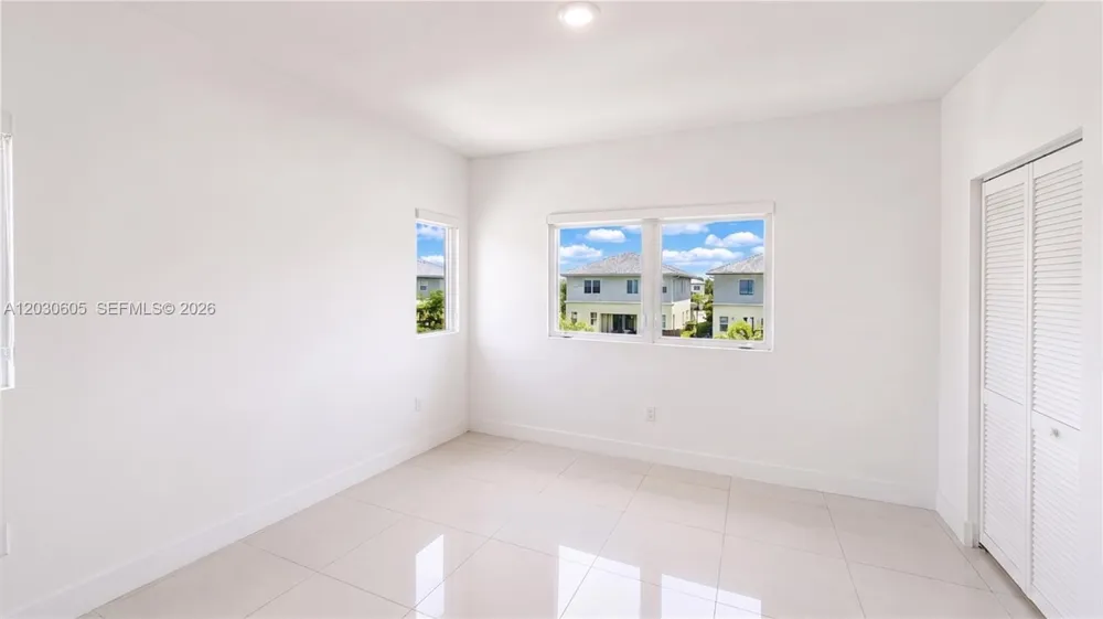 229 NW 12th Ct Florida City, FL 33034