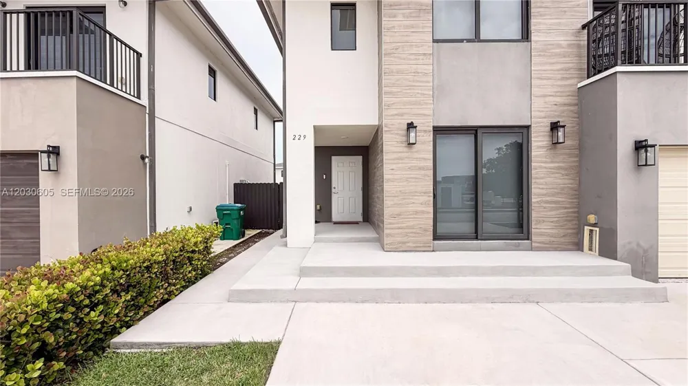 229 NW 12th Ct Florida City, FL 33034