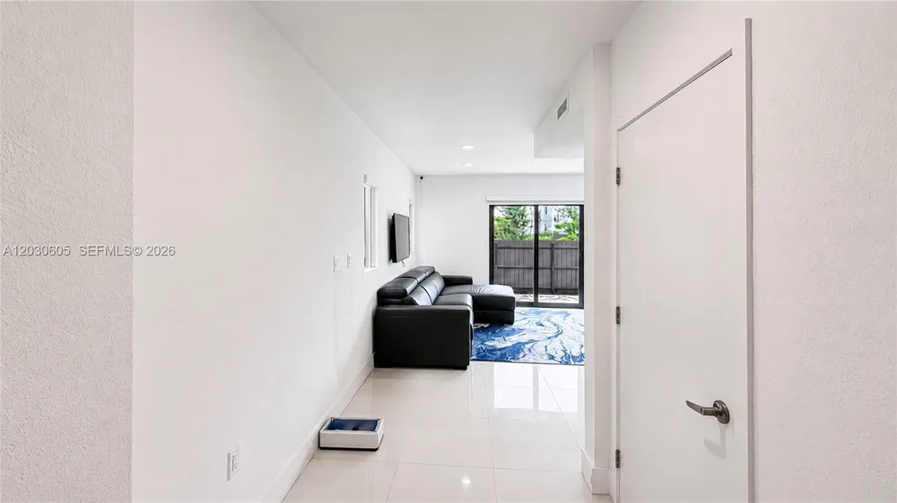 229 NW 12th Ct Florida City, FL 33034