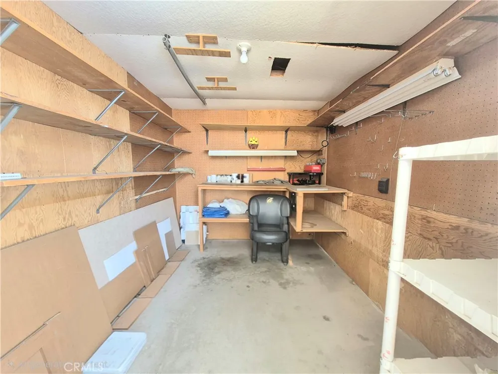 1295 S Cawston Avenue Hemet, CA 92545