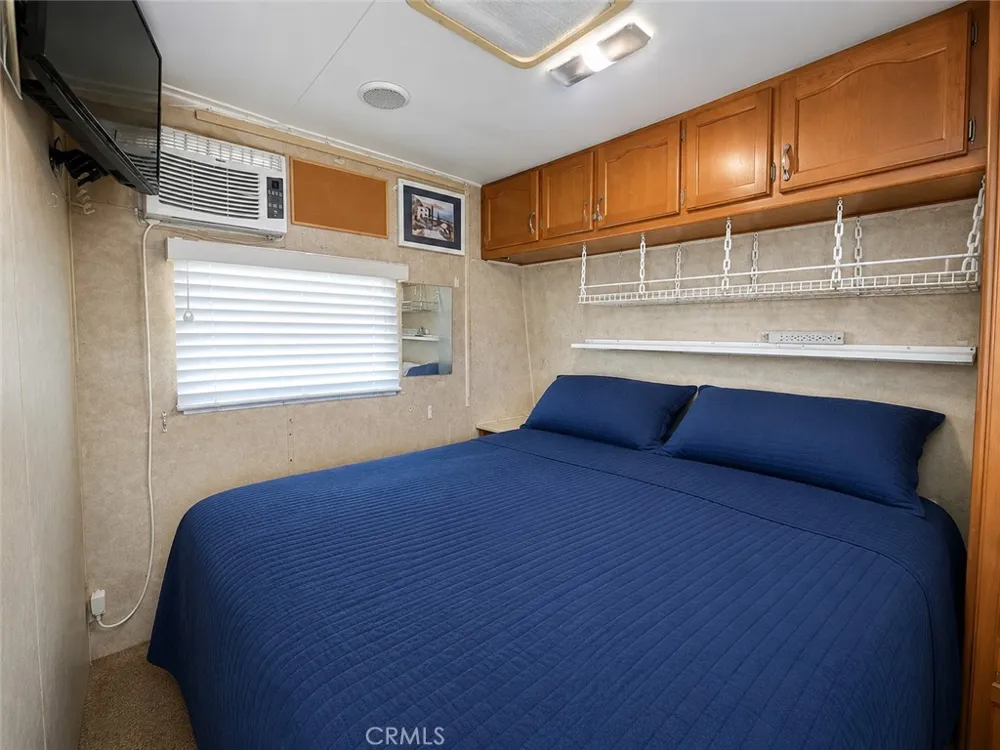 1295 S Cawston Avenue Hemet, CA 92545
