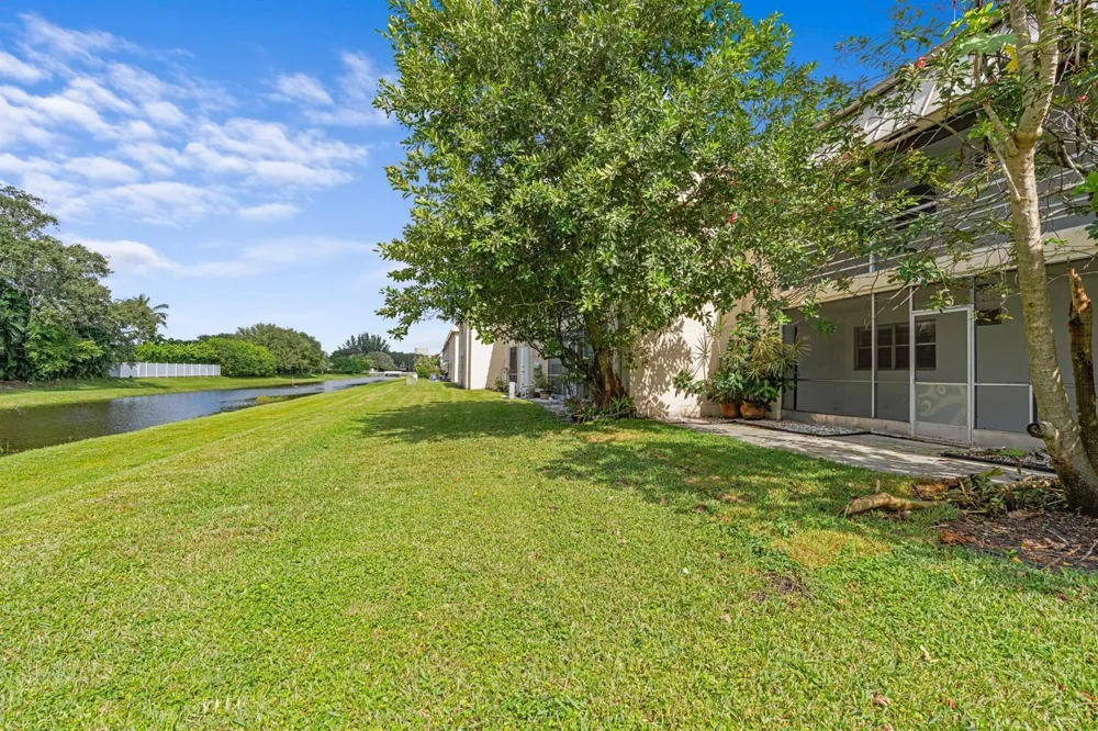 10693 Military Trail #7 West Palm Beach, FL 33410