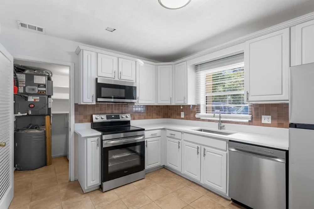 10693 Military Trail #7 West Palm Beach, FL 33410