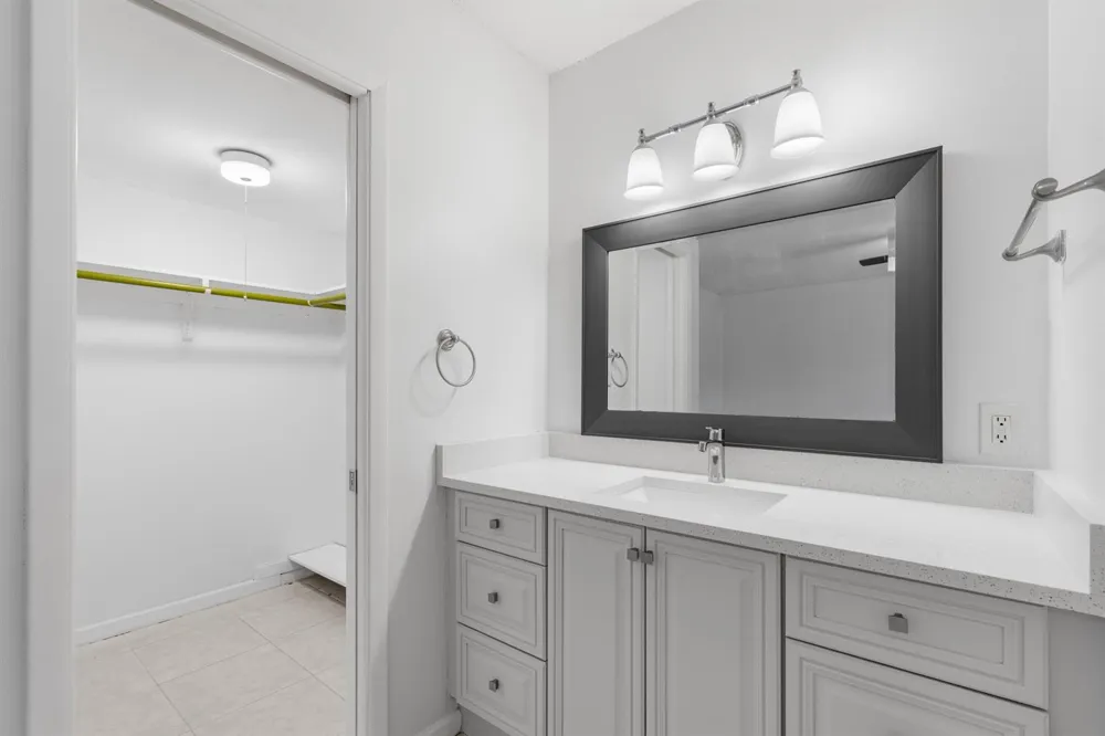 10693 Military Trail #7 West Palm Beach, FL 33410
