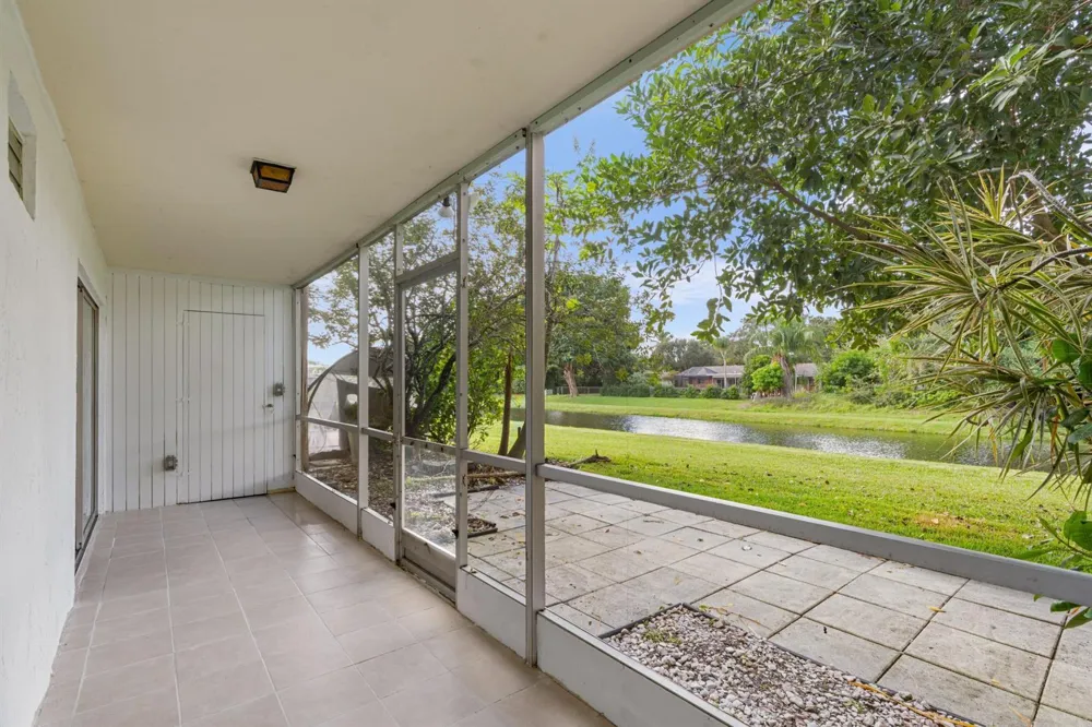 10693 Military Trail #7 West Palm Beach, FL 33410