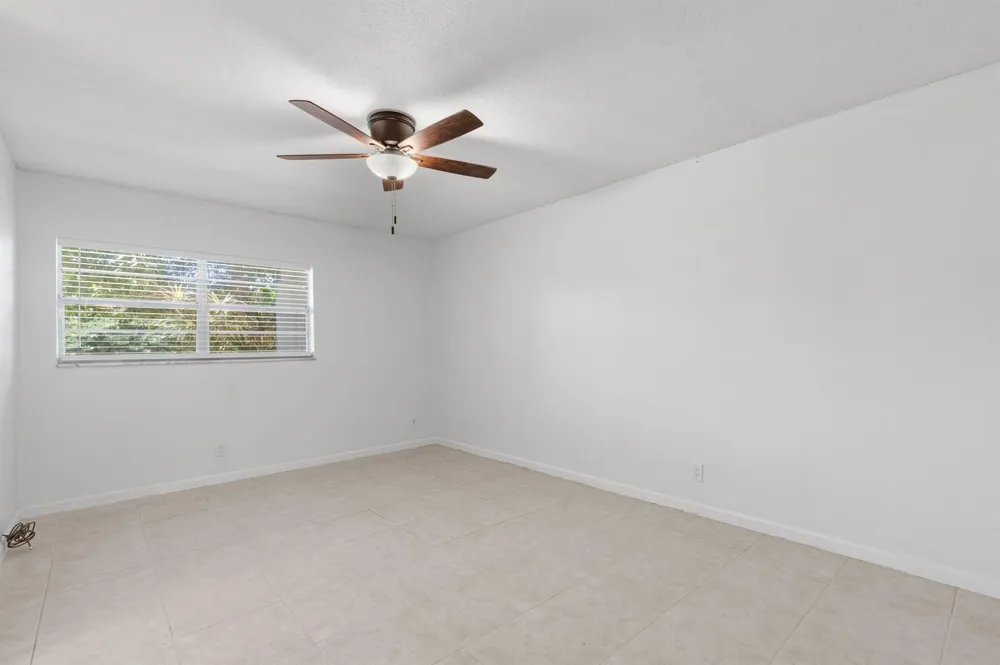 10693 Military Trail #7 West Palm Beach, FL 33410