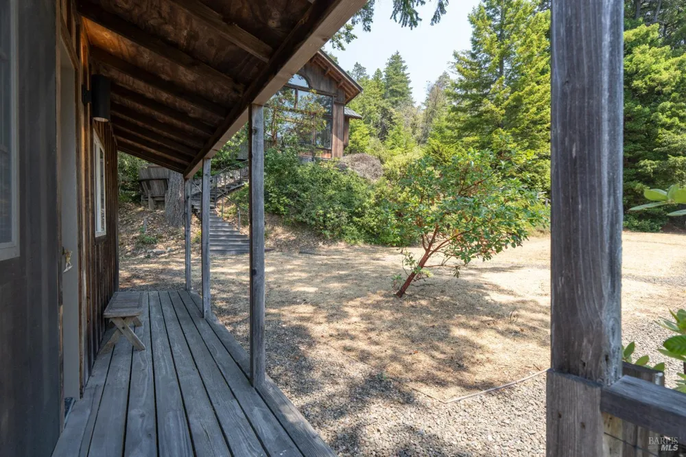 46900 Gypsy Flat Road Gualala, CA 95445