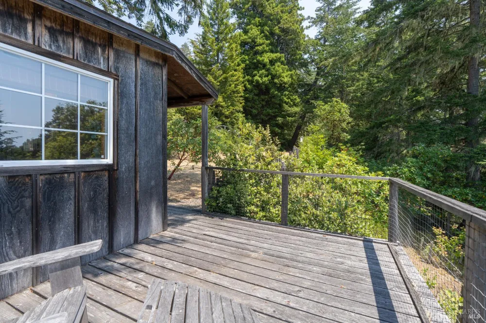 46900 Gypsy Flat Road Gualala, CA 95445