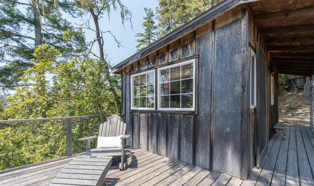 46900 Gypsy Flat Road Gualala, CA 95445