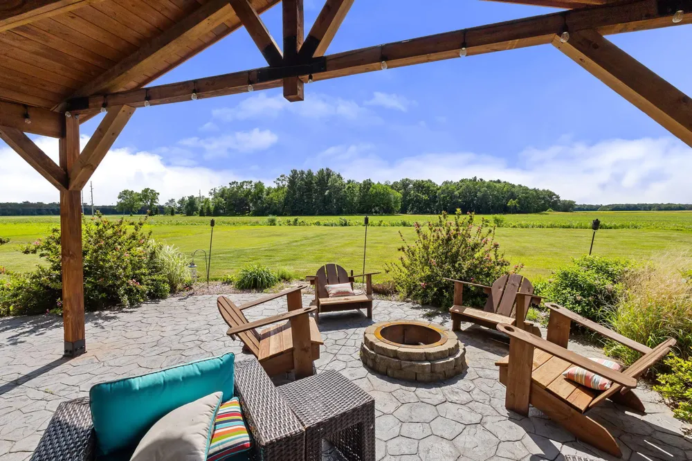 11126 1000 W Demotte, IN 46310
