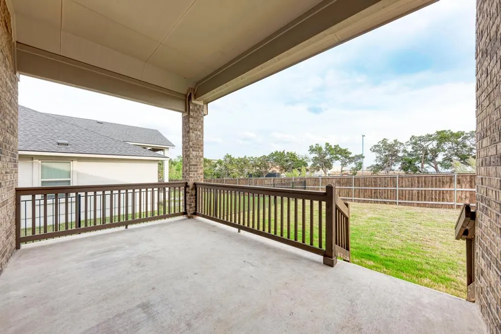 1104 Almeria Bend Leander, TX 78641