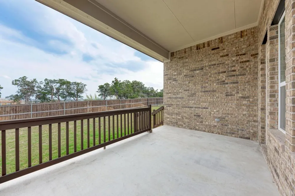 1104 Almeria Bend Leander, TX 78641