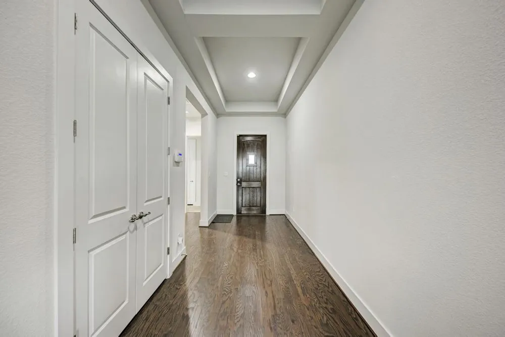 1104 Almeria Bend Leander, TX 78641