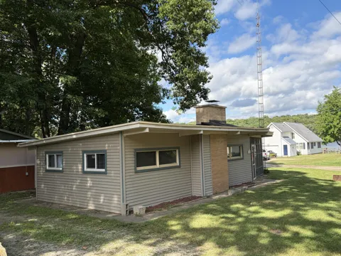 3454 George Drive
