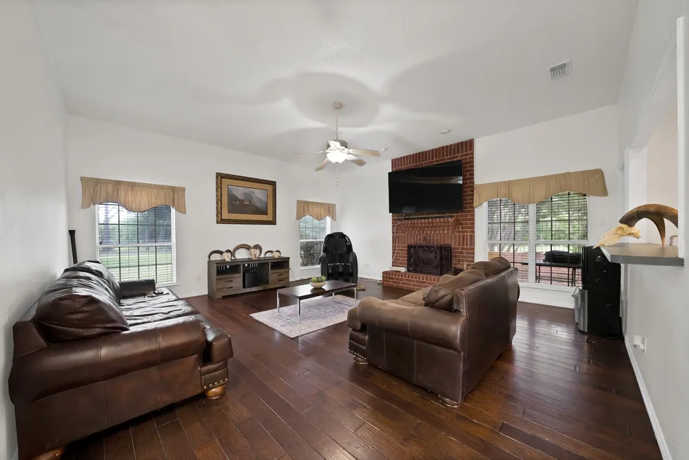307 Johnson Lane Ovilla, TX 75154