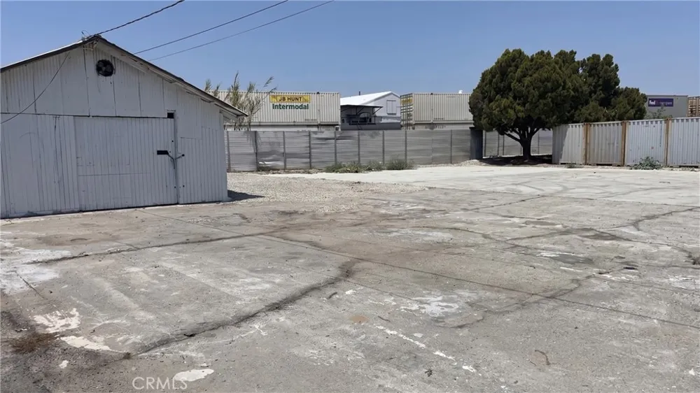 1157 7th Colton, CA 92324