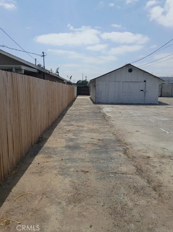1157 7th Colton, CA 92324