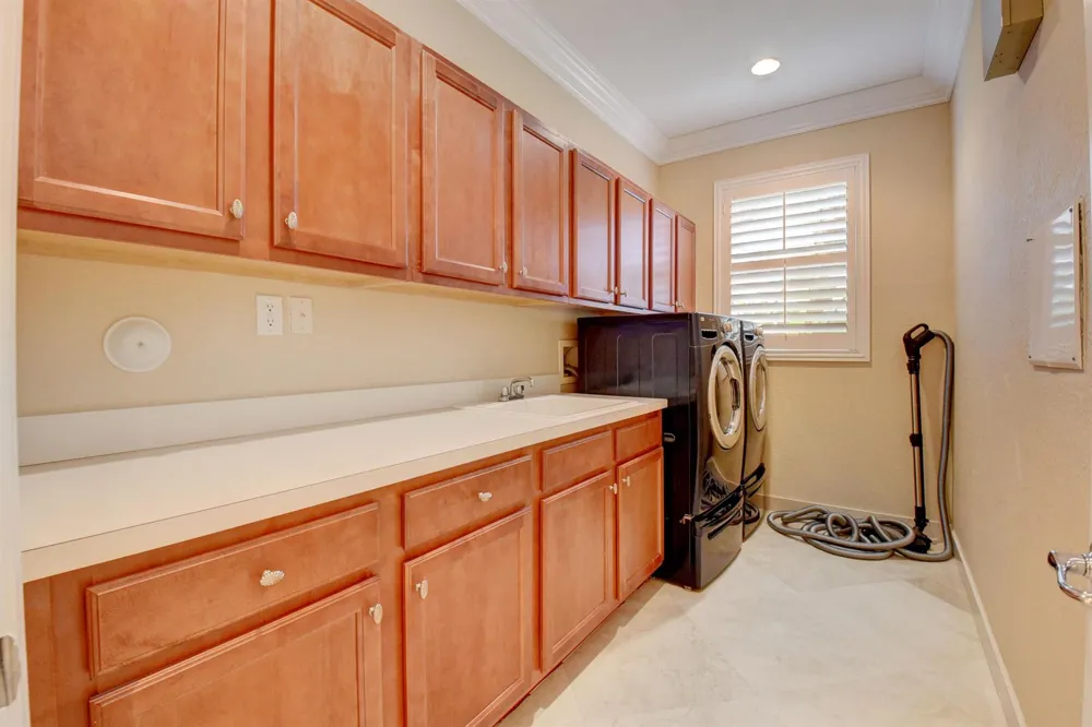 8957 Sandy Crest Lane Boynton Beach, FL 33473