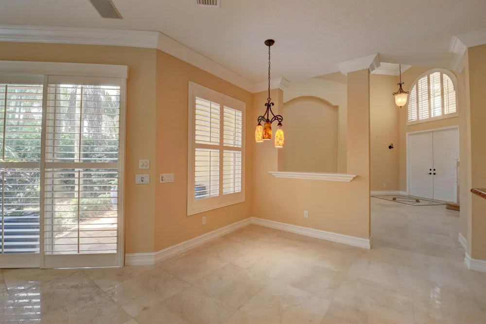 8957 Sandy Crest Lane Boynton Beach, FL 33473