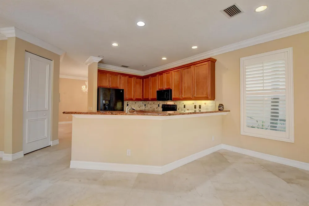8957 Sandy Crest Lane Boynton Beach, FL 33473