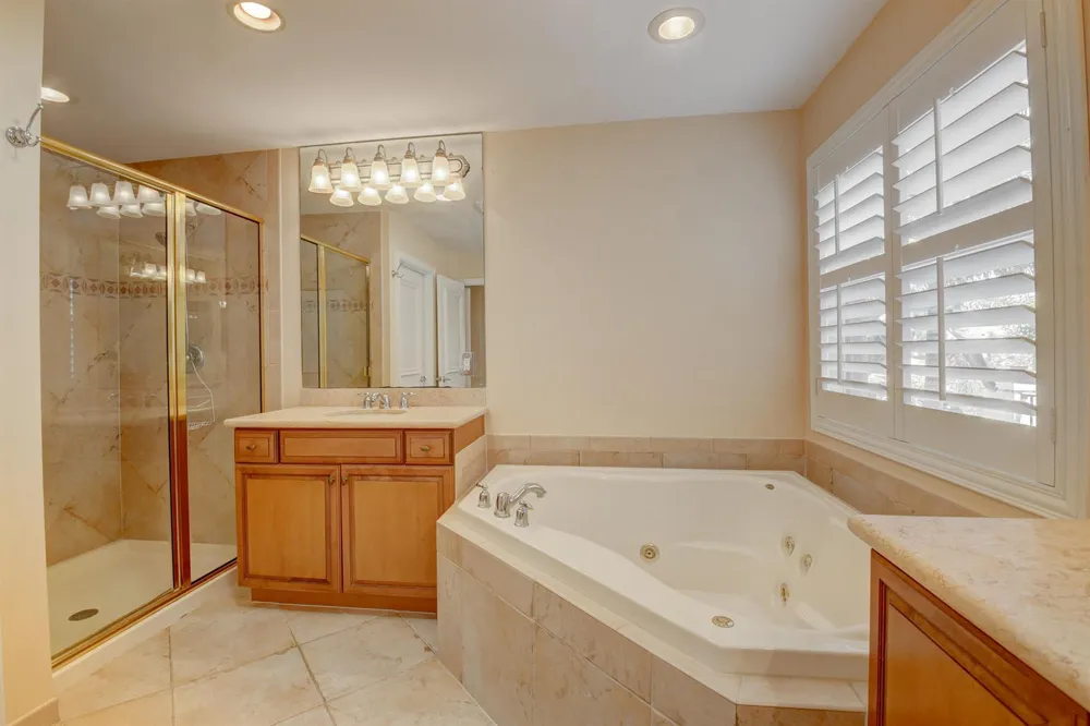 8957 Sandy Crest Lane Boynton Beach, FL 33473