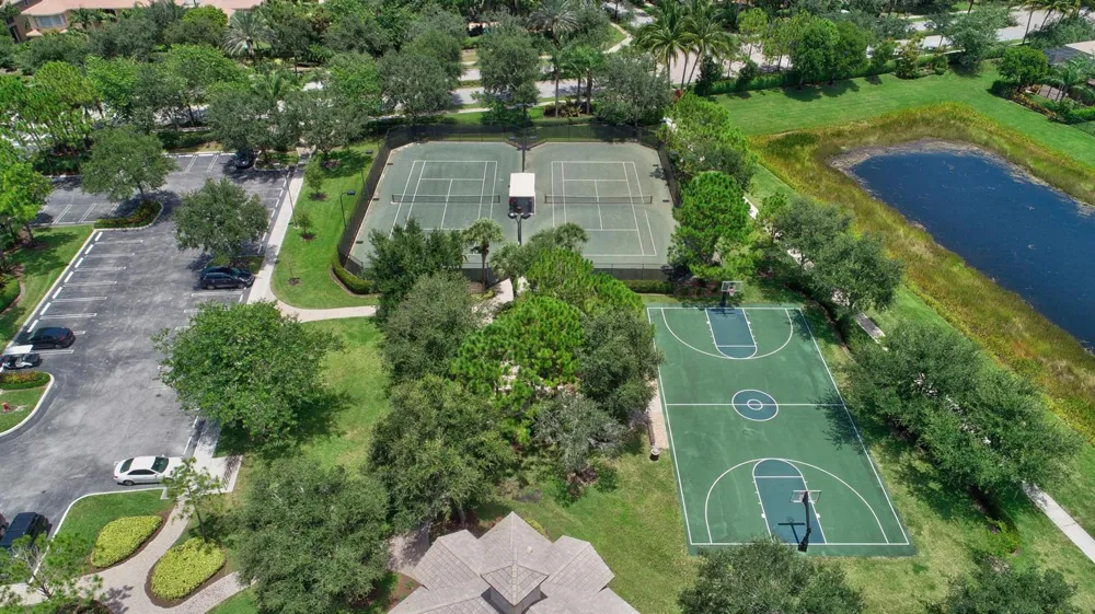 8957 Sandy Crest Lane Boynton Beach, FL 33473