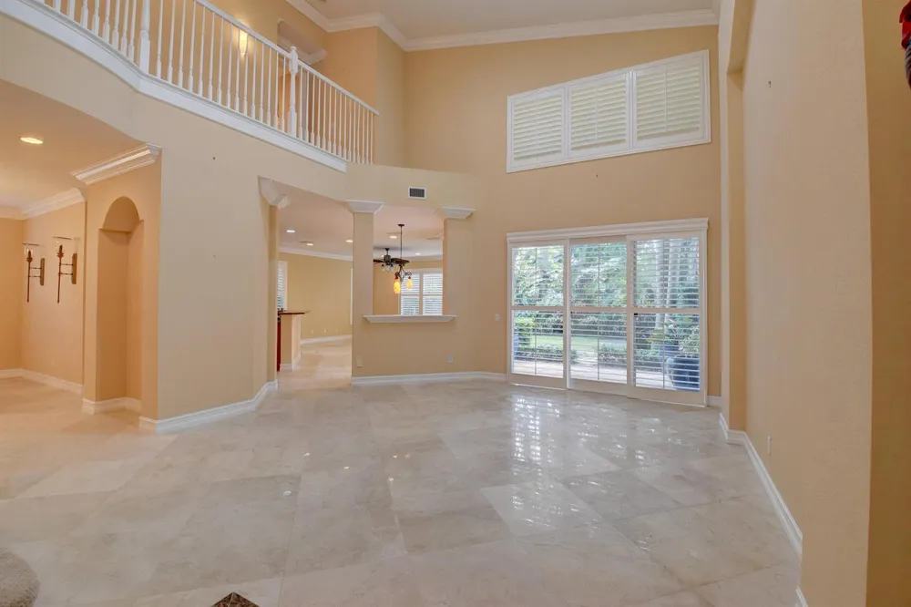8957 Sandy Crest Lane Boynton Beach, FL 33473