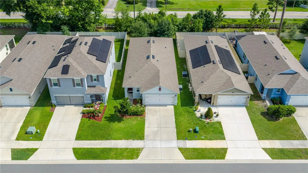 1745 BENT BRANCH AVENUE Deland, FL 32720