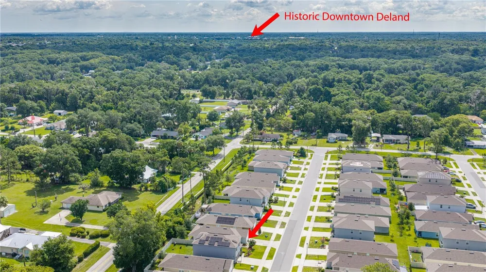 1745 BENT BRANCH AVENUE Deland, FL 32720