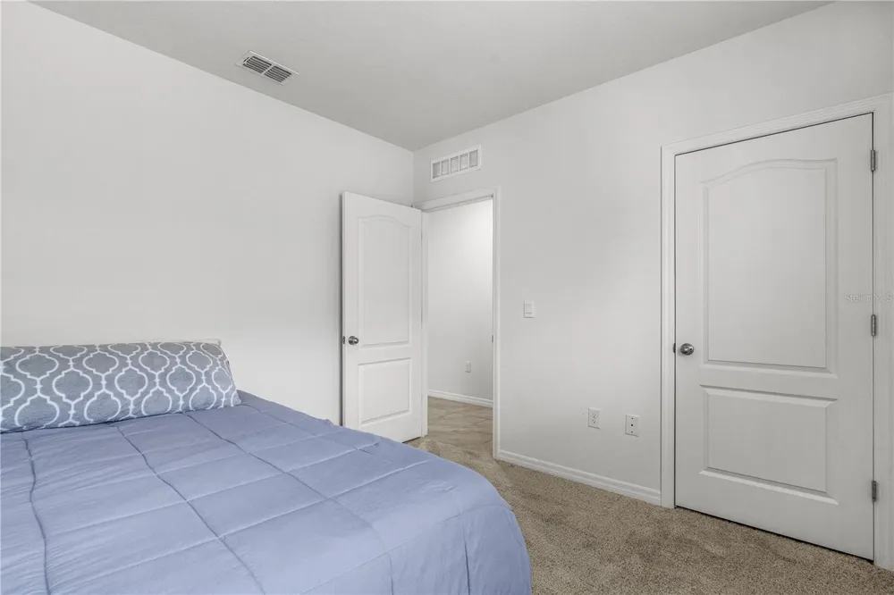 1745 BENT BRANCH AVENUE Deland, FL 32720