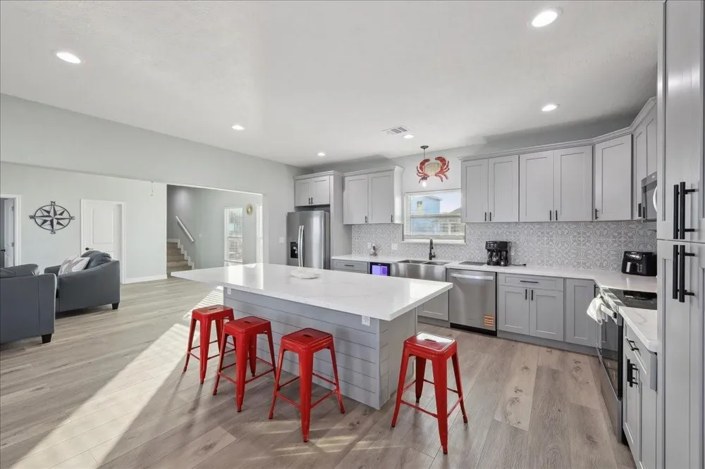 1326 Emerald Drive Crystal Beach, TX 77650