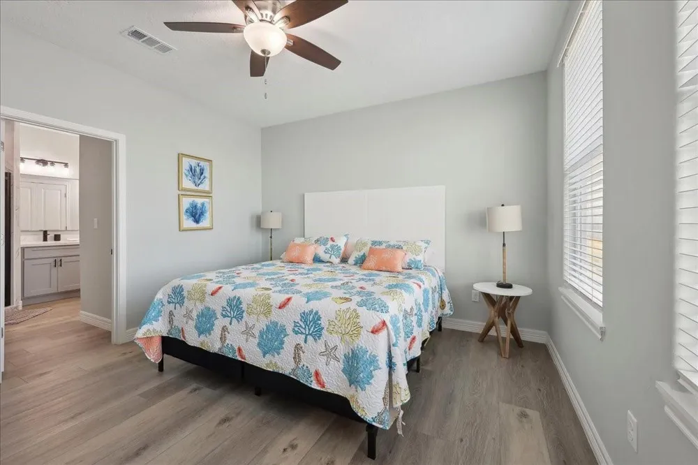 1326 Emerald Drive Crystal Beach, TX 77650